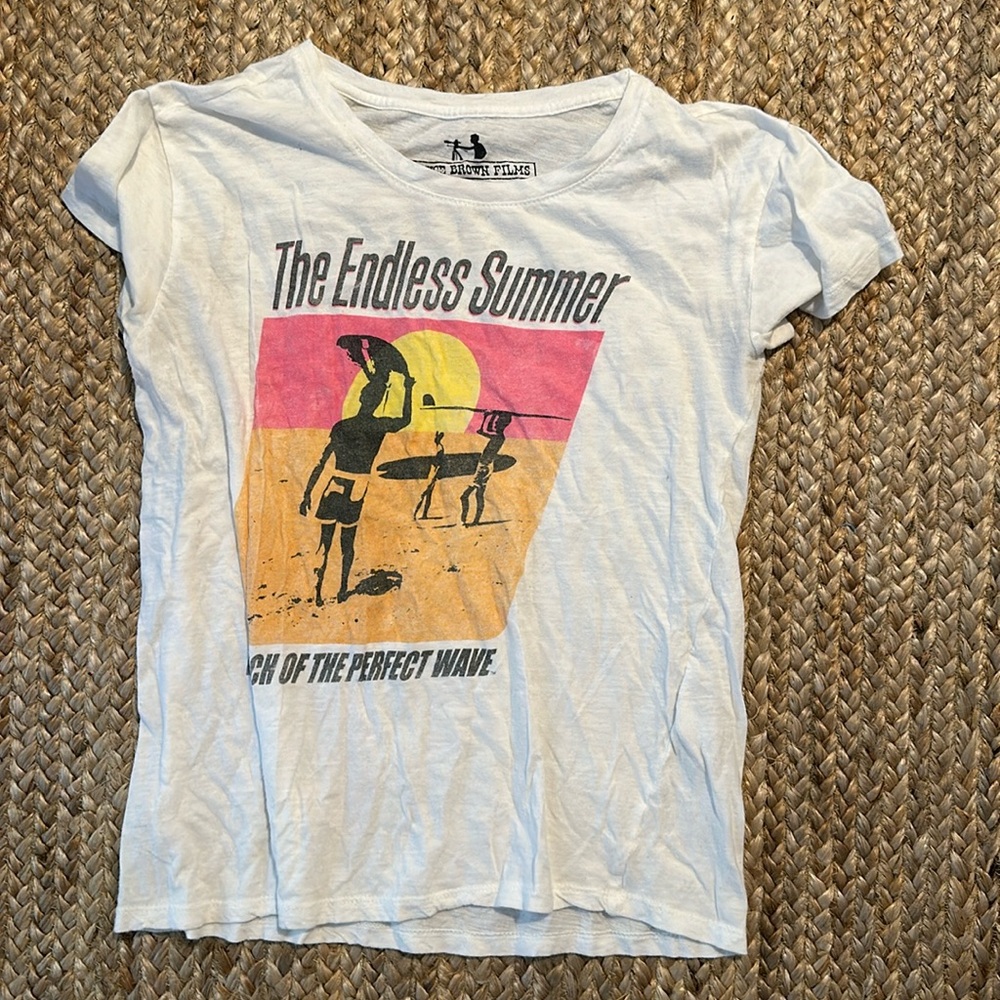 Size xs shirt, barely worn.